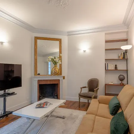 St Dominique Gem, 5 Min Walk To The Eiffel Tower *