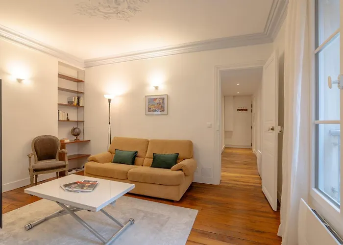 St Dominique Gem, 5 Min Walk To The Eiffel Tower *